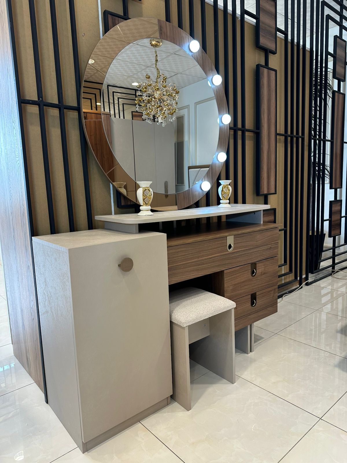 غرفة نوم تركي 200*200 (10قطع) بتخزين لون رمادي+بني