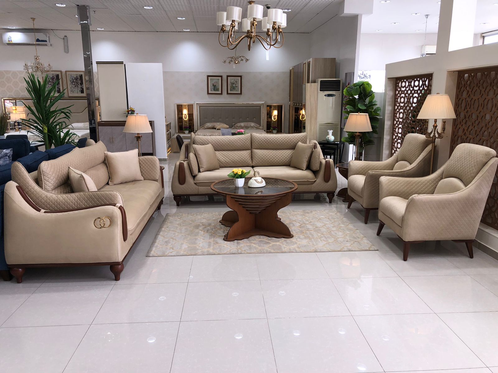 طقم كنب مصري 3+3+1+1 لون بيج