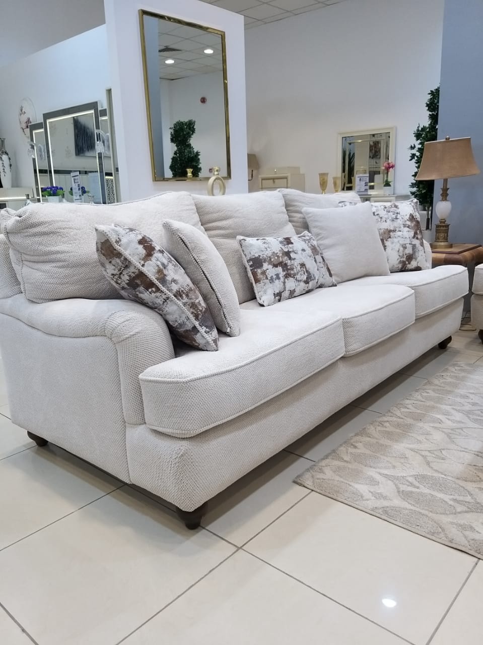 طقم كنب أردنى 3+3+1+1 لون بيج فاتح