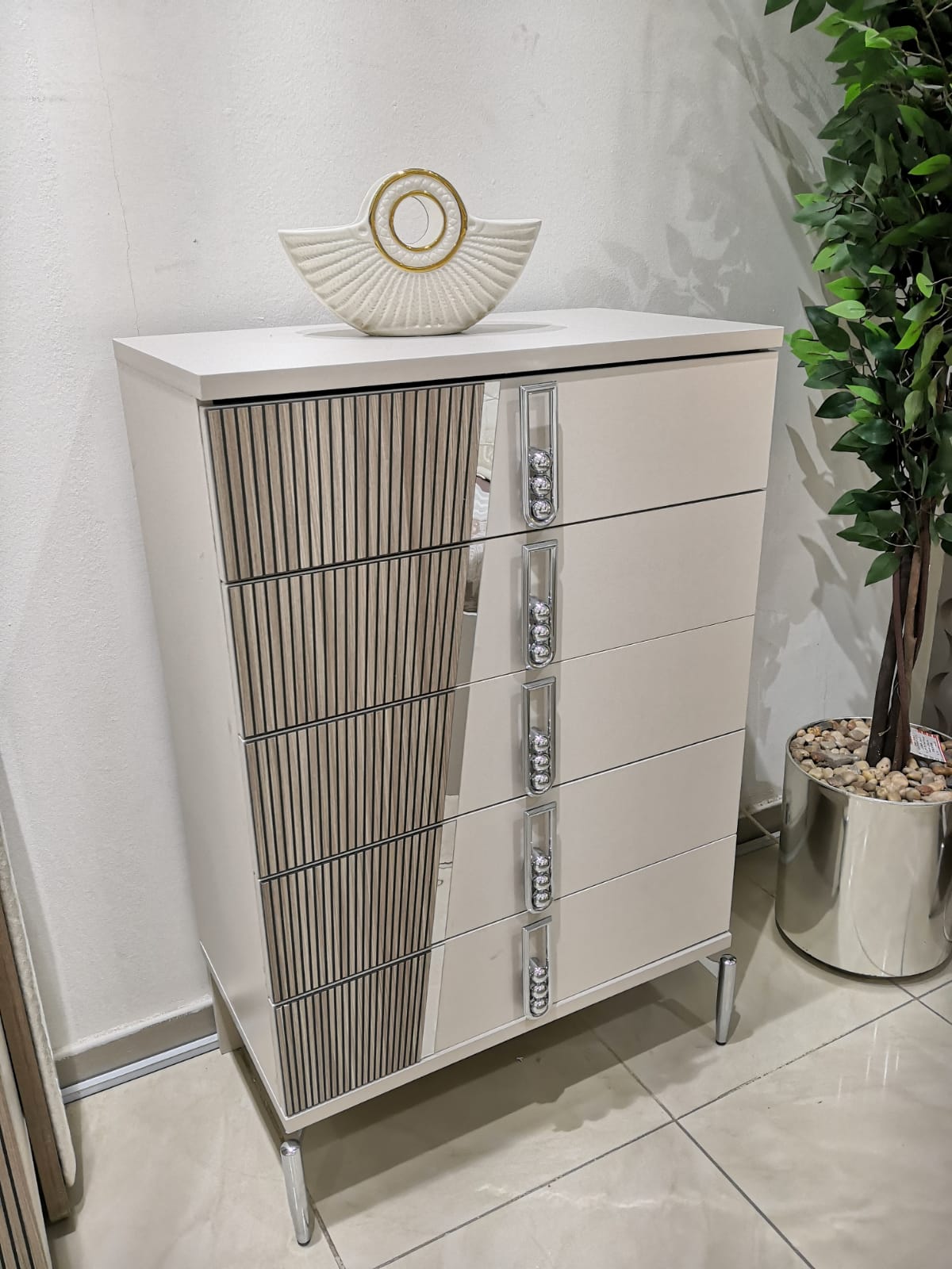 غرفة نوم صيني 200*200 (8قطع) لون بيج+خشبي