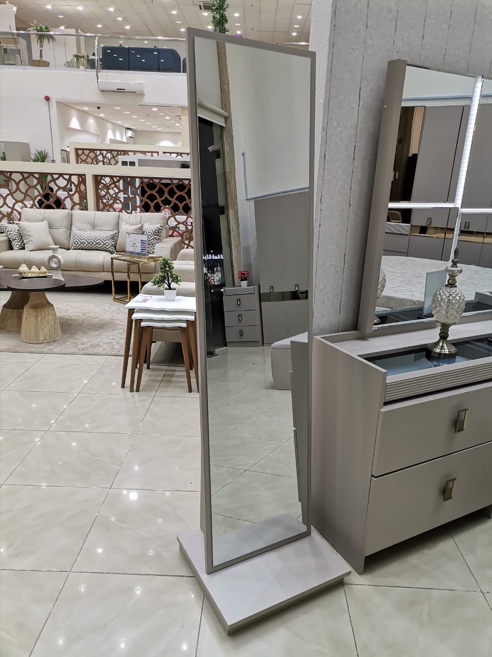 غرفة نوم تركي 200*200 (10قطع) بتخزين لون رصاصي