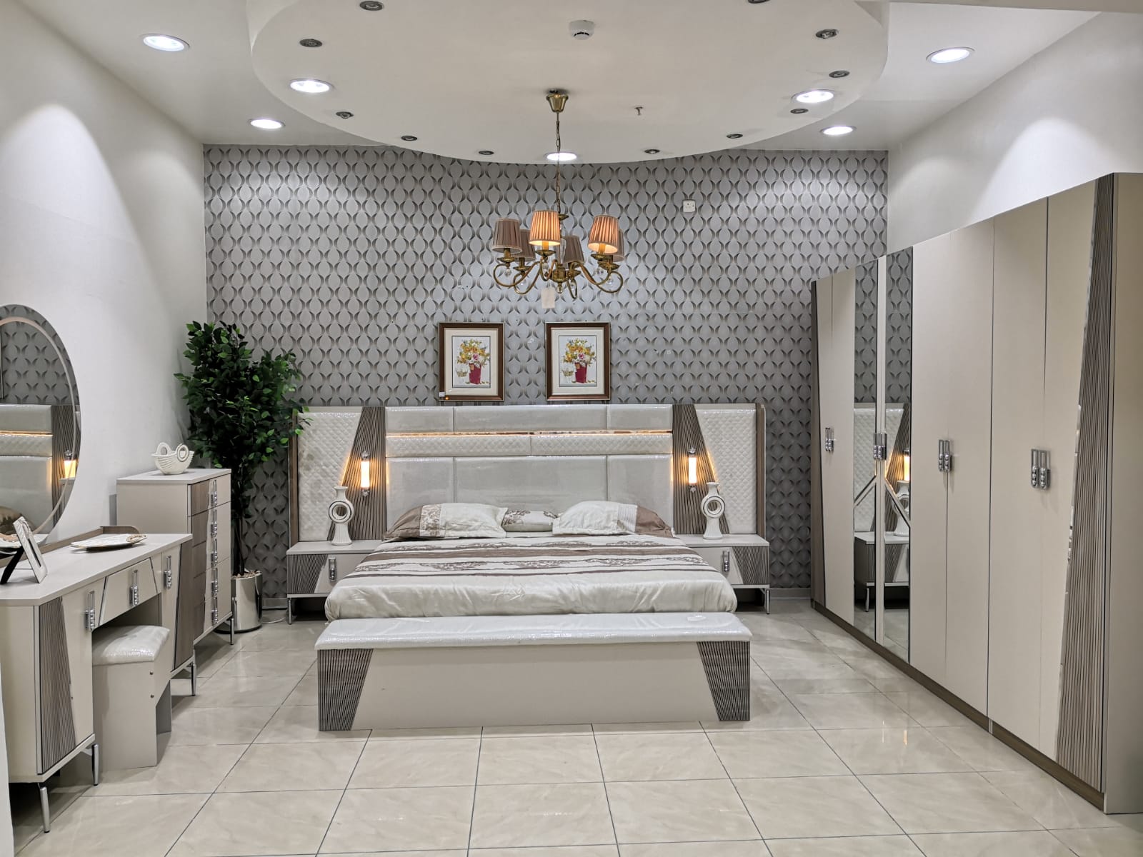 غرفة نوم صيني 200*200 (8قطع) لون بيج+خشبي