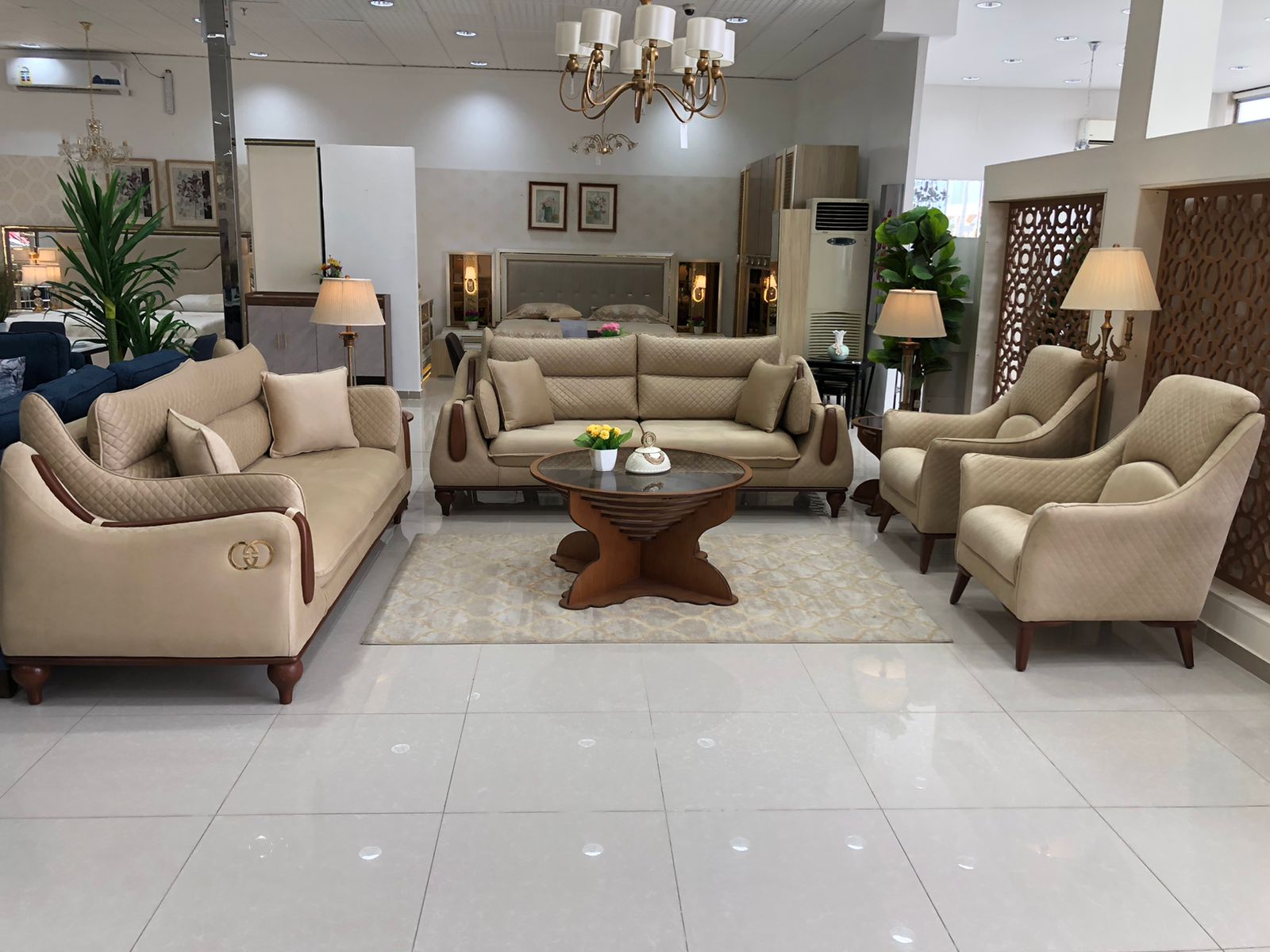 طقم كنب مصري 3+3+1+1 لون بيج