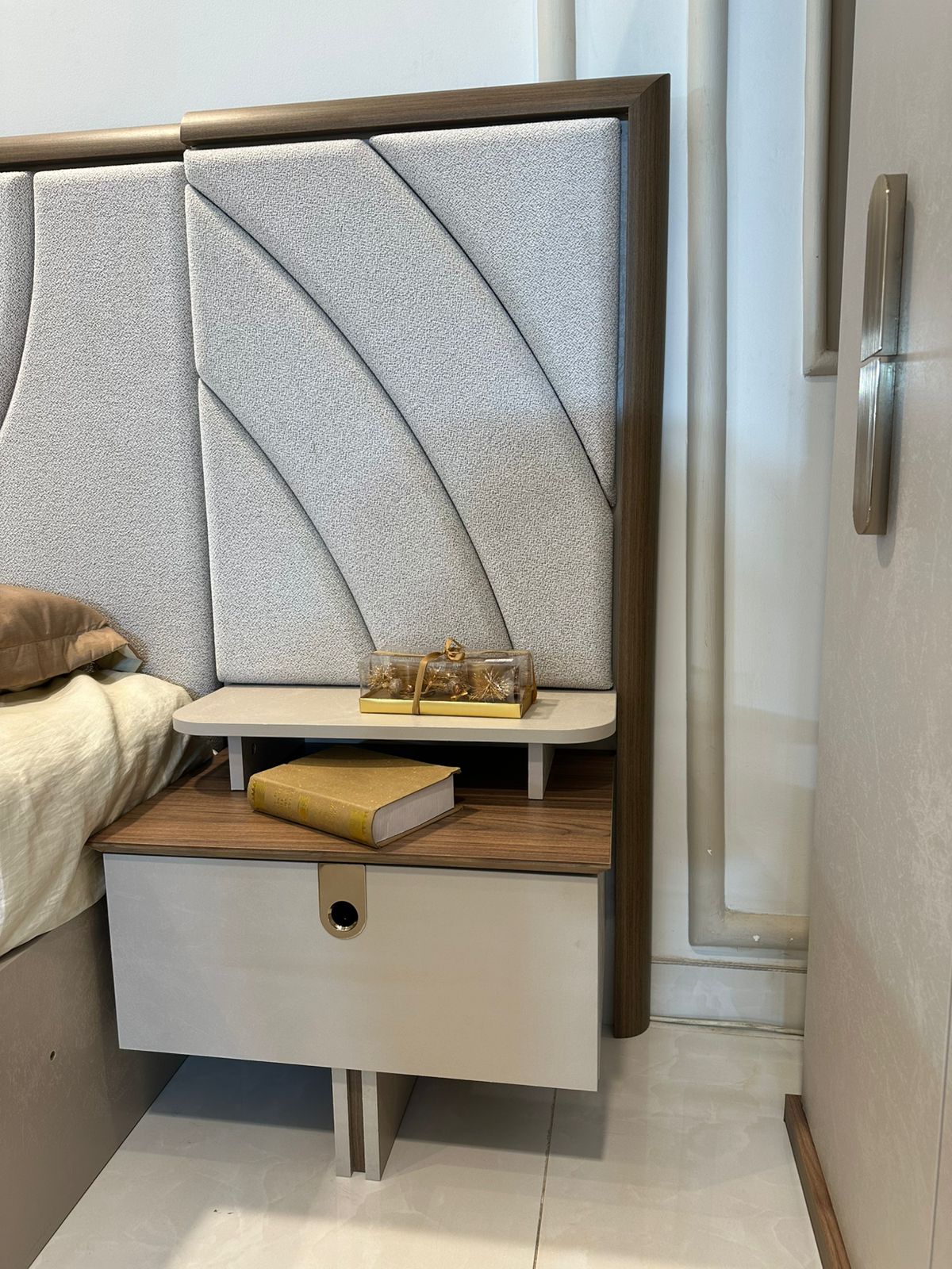 غرفة نوم تركي 200*200 (10قطع) بتخزين لون رمادي+بني